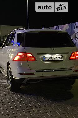 Позашляховик / Кросовер Mercedes-Benz M-Class 2012 в Мукачевому