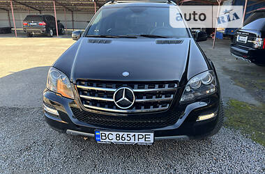 Позашляховик / Кросовер Mercedes-Benz M-Class 2011 в Дрогобичі