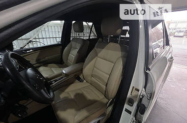 Внедорожник / Кроссовер Mercedes-Benz M-Class 2010 в 