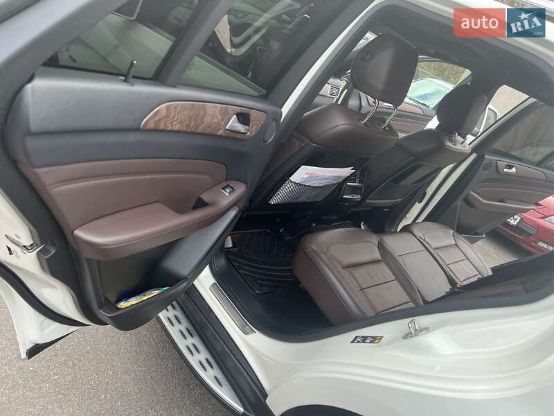 Внедорожник / Кроссовер Mercedes-Benz M-Class 2012 в Киеве