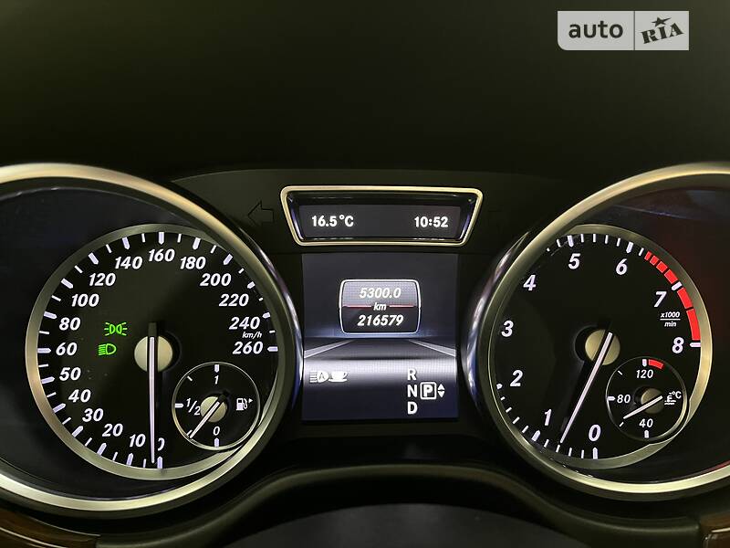 Внедорожник / Кроссовер Mercedes-Benz M-Class 2012 в Киеве