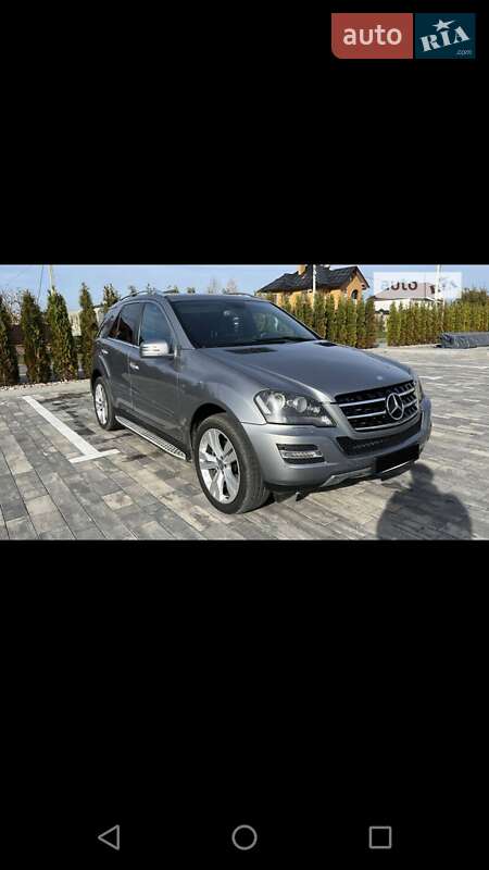 Внедорожник / Кроссовер Mercedes-Benz M-Class 2010 в Кременчуге фото 28 Внедорожник / Кроссовер Mercedes-Benz M-Class 2010 в Кременчуге