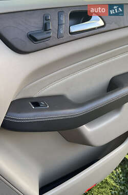 Внедорожник / Кроссовер Mercedes-Benz M-Class 2012 в Хмельнике