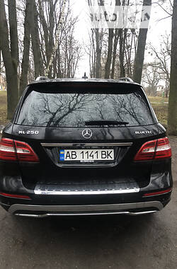 Внедорожник / Кроссовер Mercedes-Benz M-Class 2012 в Виннице