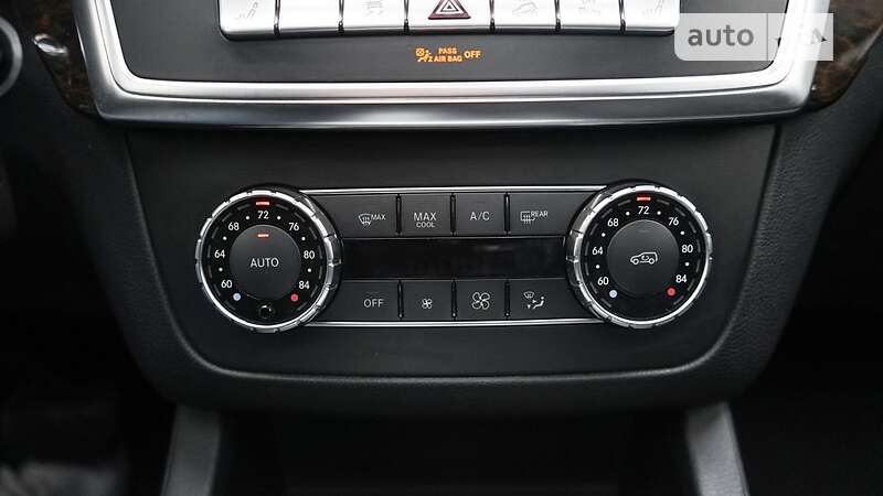 Внедорожник / Кроссовер Mercedes-Benz M-Class 2012 в Львове
