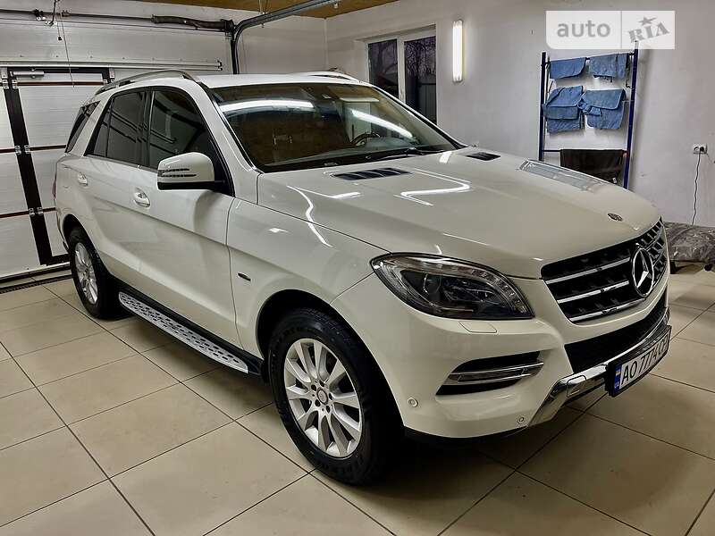 Внедорожник / Кроссовер Mercedes-Benz M-Class 2012 в Тячеве