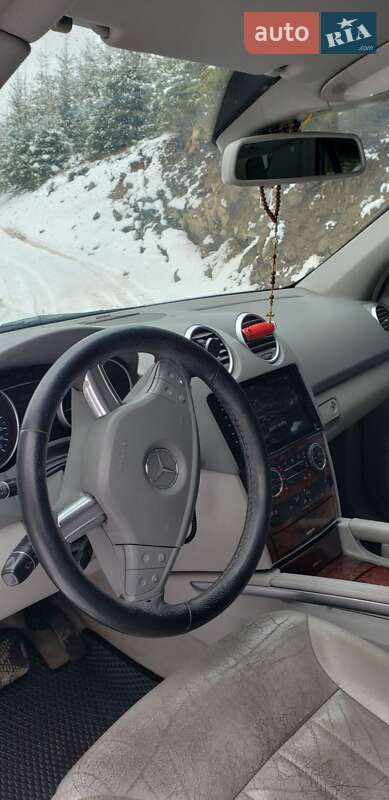 Внедорожник / Кроссовер Mercedes-Benz M-Class 2006 в Буковеле