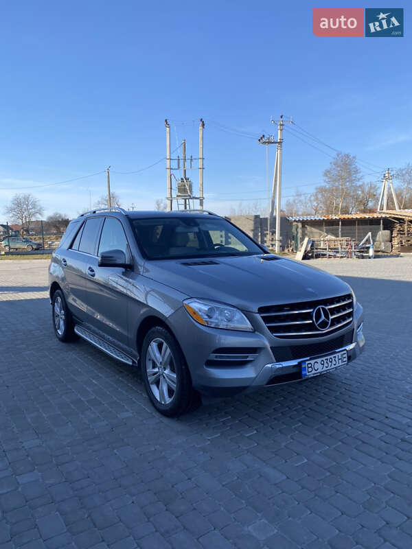 Внедорожник / Кроссовер Mercedes-Benz M-Class 2014 в 