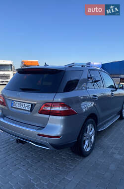 Внедорожник / Кроссовер Mercedes-Benz M-Class 2014 в 