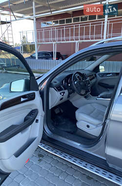 Внедорожник / Кроссовер Mercedes-Benz M-Class 2014 в 