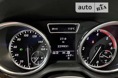 Внедорожник / Кроссовер Mercedes-Benz M-Class 2012 в 