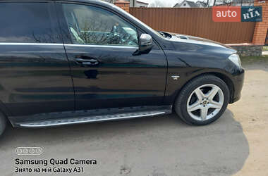 Внедорожник / Кроссовер Mercedes-Benz M-Class 2011 в 