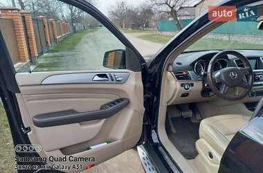 Внедорожник / Кроссовер Mercedes-Benz M-Class 2011 в 