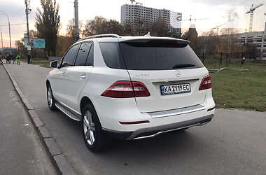 Позашляховик / Кросовер Mercedes-Benz M-Class 2012 в 