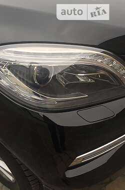 Внедорожник / Кроссовер Mercedes-Benz M-Class 2012 в 