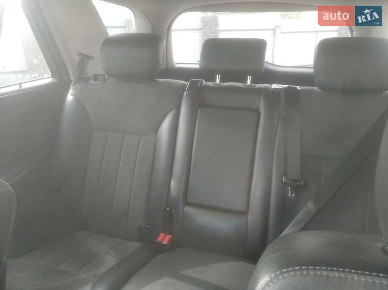 Внедорожник / Кроссовер Mercedes-Benz M-Class 2008 в Киеве