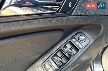 Внедорожник / Кроссовер Mercedes-Benz M-Class 2011 в 