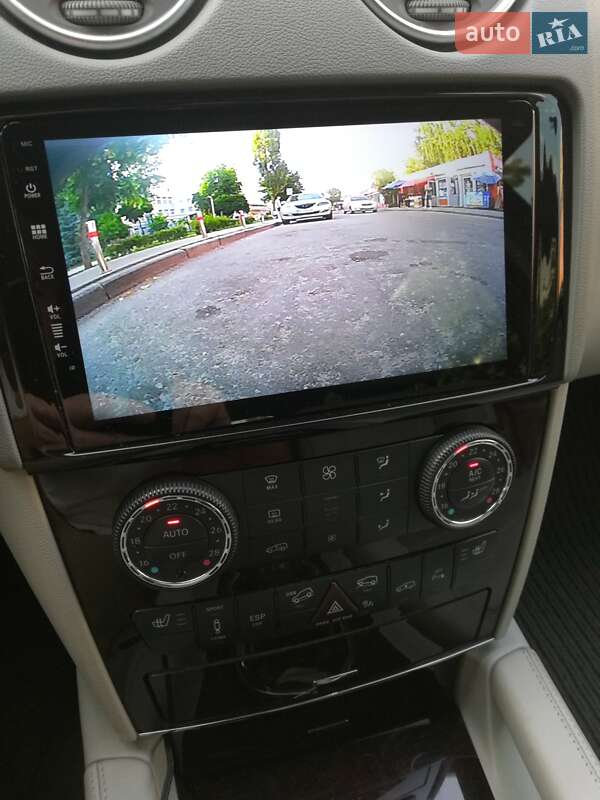 Внедорожник / Кроссовер Mercedes-Benz M-Class 2011 в Киеве