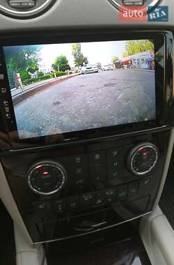 Внедорожник / Кроссовер Mercedes-Benz M-Class 2011 в 