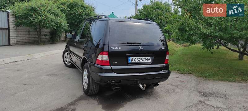 Внедорожник / Кроссовер Mercedes-Benz M-Class 2004 в Харькове