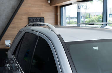 Позашляховик / Кросовер Mercedes-Benz M-Class 2011 в 