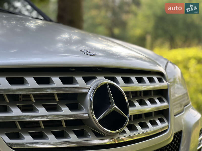 Внедорожник / Кроссовер Mercedes-Benz M-Class 2010 в Межгорье