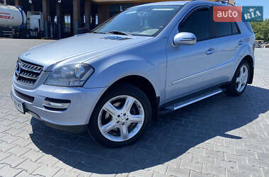Внедорожник / Кроссовер Mercedes-Benz M-Class 2006 в 