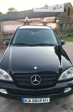 Внедорожник / Кроссовер Mercedes-Benz M-Class 2003 в 