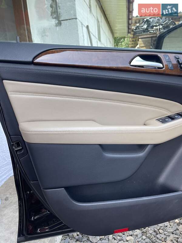 Внедорожник / Кроссовер Mercedes-Benz M-Class 2012 в Костополе фото 24 Внедорожник / Кроссовер Mercedes-Benz M-Class 2012 в Костополе