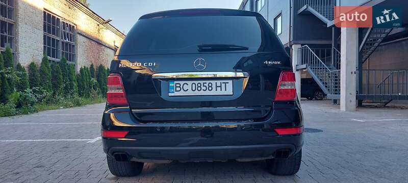Внедорожник / Кроссовер Mercedes-Benz M-Class 2009 в Львове