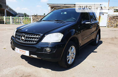 Внедорожник / Кроссовер Mercedes-Benz M-Class 2006 в Киеве