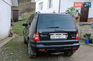 Внедорожник / Кроссовер Mercedes-Benz M-Class 2004 в 