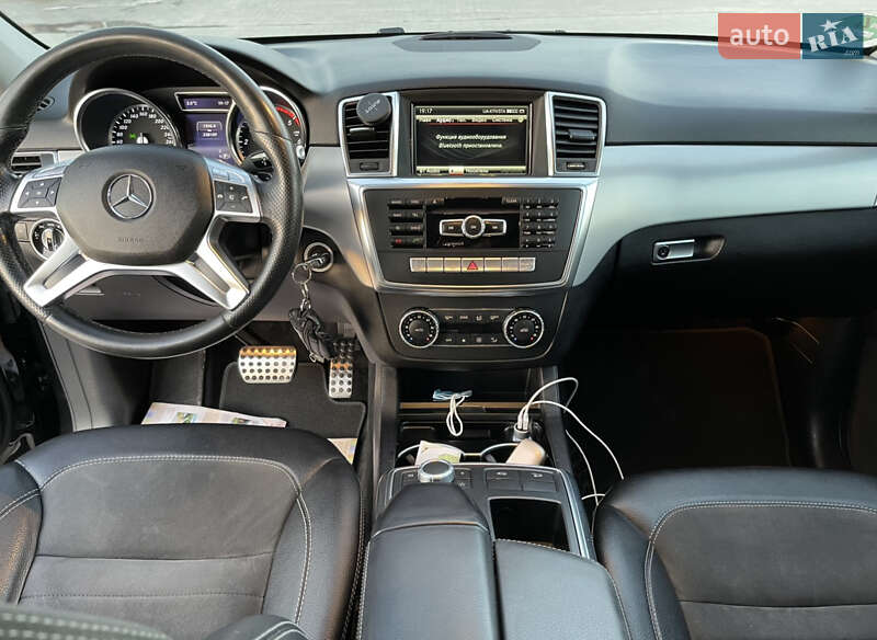 Внедорожник / Кроссовер Mercedes-Benz M-Class 2014 в Каменец-Подольском