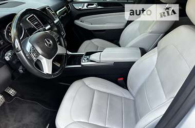 Позашляховик / Кросовер Mercedes-Benz M-Class 2015 в 