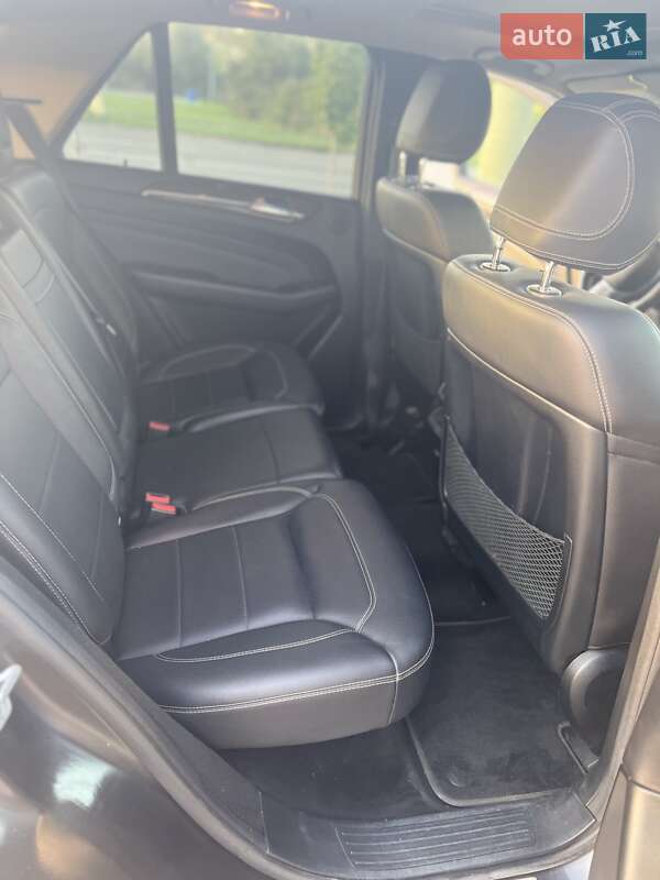 Внедорожник / Кроссовер Mercedes-Benz M-Class 2011 в Ужгороде