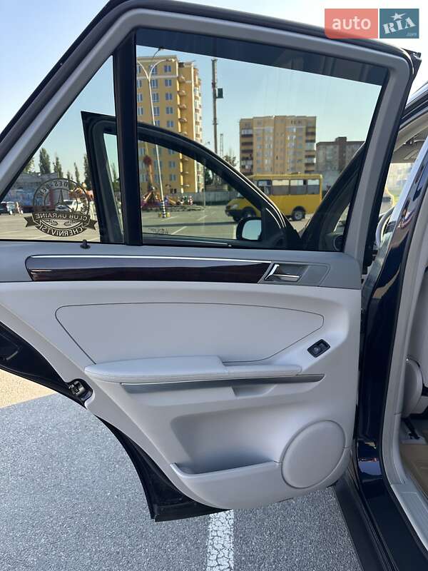 Внедорожник / Кроссовер Mercedes-Benz M-Class 2007 в Каменец-Подольском