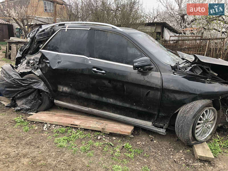 Позашляховик / Кросовер Mercedes-Benz M-Class 2013 в Запоріжжі фото 11 Позашляховик / Кросовер Mercedes-Benz M-Class 2013 в Запоріжжі
