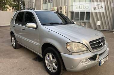 Позашляховик / Кросовер Mercedes-Benz M-Class 2002 в Києві