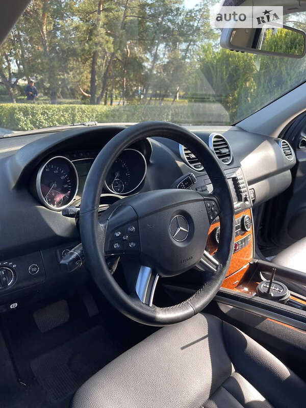 Внедорожник / Кроссовер Mercedes-Benz M-Class 2007 в Днепре