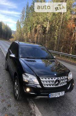 Позашляховик / Кросовер Mercedes-Benz M-Class 2008 в Буковеле