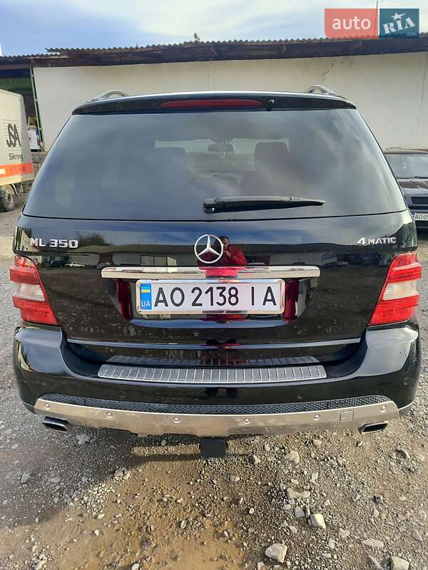 Позашляховик / Кросовер Mercedes-Benz M-Class 2007 в Ужгороді