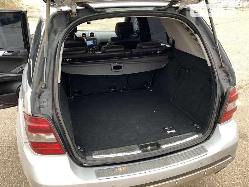 Внедорожник / Кроссовер Mercedes-Benz M-Class 2005 в Одессе фото 27 Внедорожник / Кроссовер Mercedes-Benz M-Class 2005 в Одессе