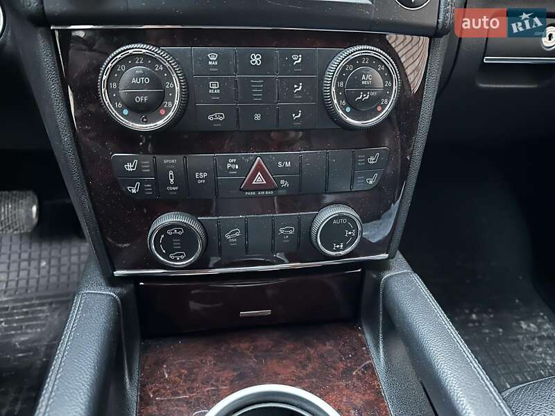 Внедорожник / Кроссовер Mercedes-Benz M-Class 2010 в Харькове
