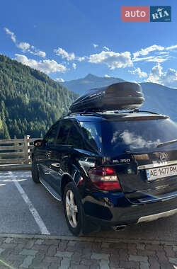 Внедорожник / Кроссовер Mercedes-Benz M-Class 2008 в 