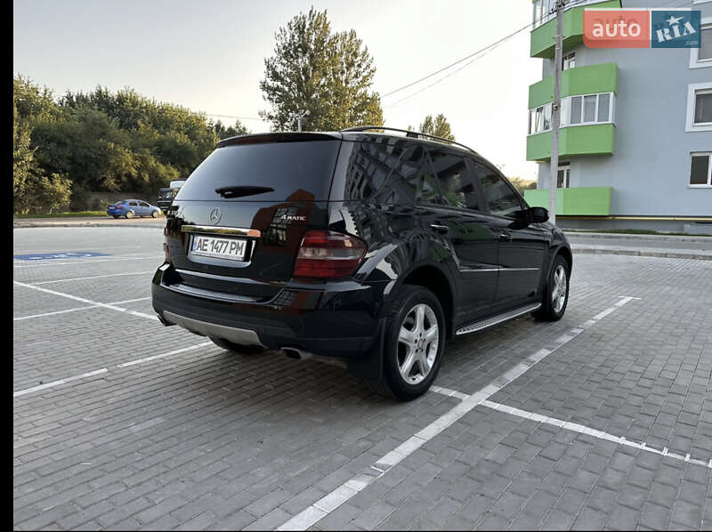 Внедорожник / Кроссовер Mercedes-Benz M-Class 2008 в Киеве