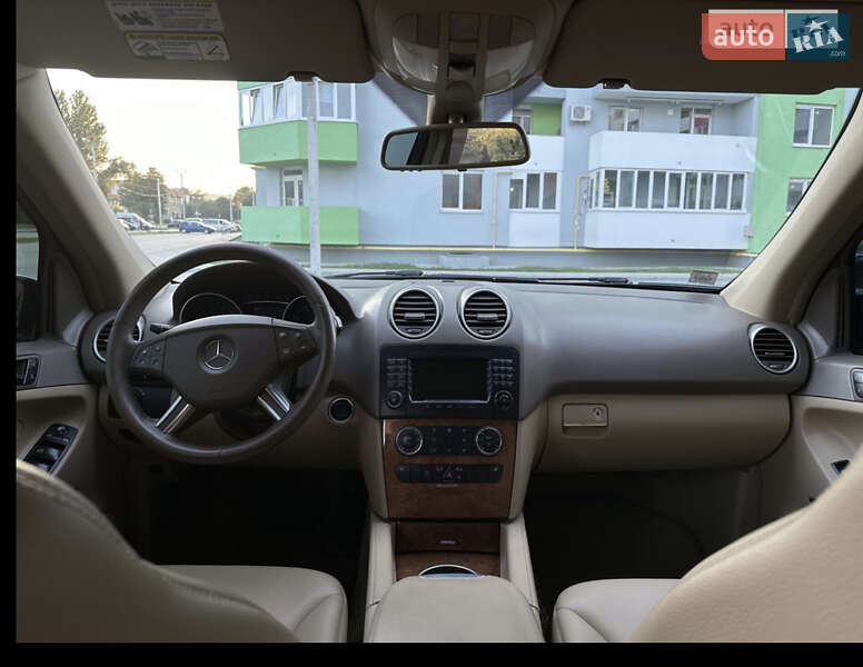Внедорожник / Кроссовер Mercedes-Benz M-Class 2008 в Киеве