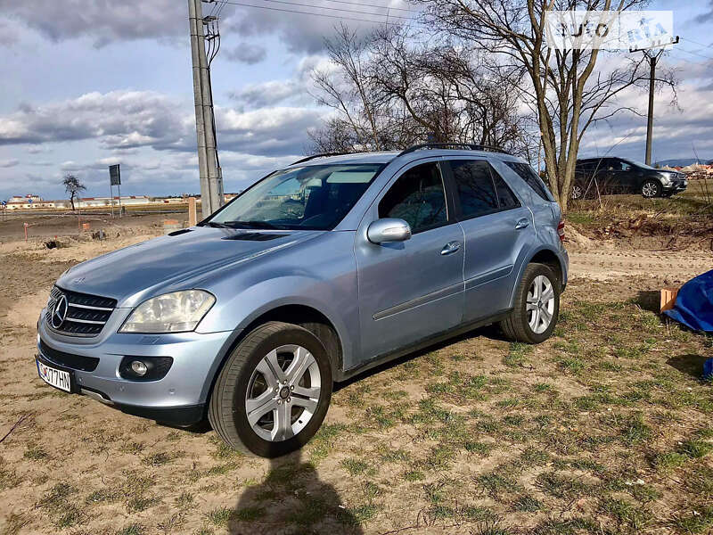 Позашляховик / Кросовер Mercedes-Benz M-Class 2006 в Виноградові