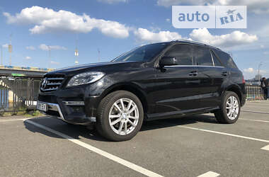 Внедорожник / Кроссовер Mercedes-Benz M-Class 2012 в Киеве