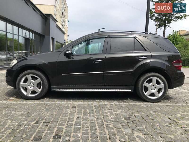 Внедорожник / Кроссовер Mercedes-Benz M-Class 2007 в Хмельницком