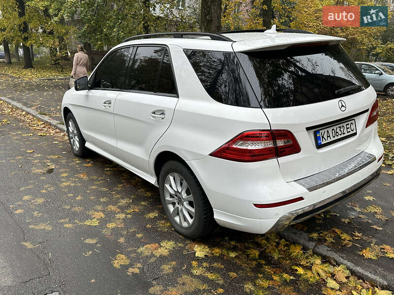 Внедорожник / Кроссовер Mercedes-Benz M-Class 2014 в Киеве
